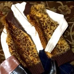 Kim Rogers Sexy Leopard Animal Print Faux Fur Vest